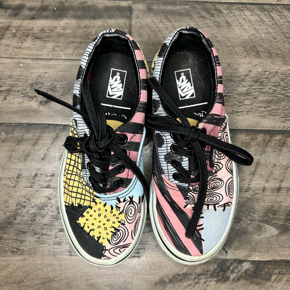 Vans X Disney Nightmare Before Christmas Off the Wall Vans - Picture 3 of 6